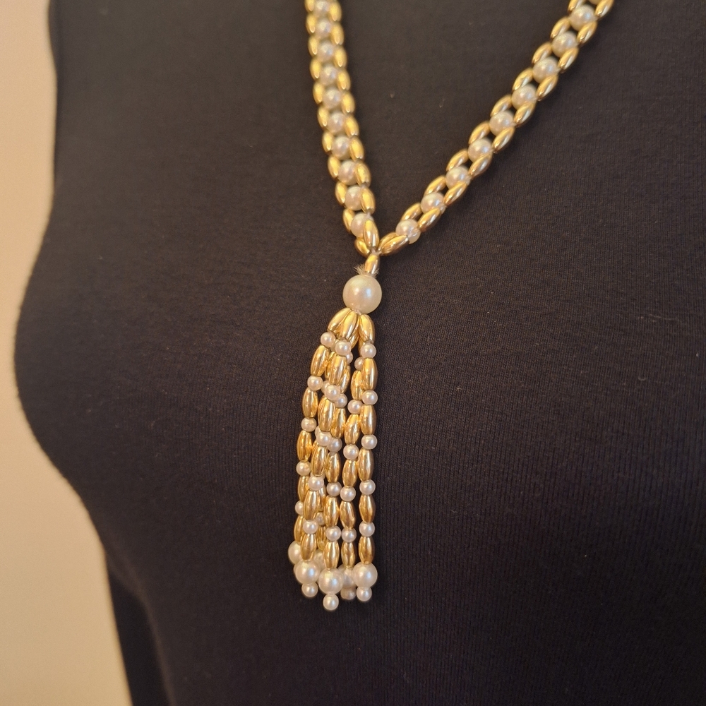 Tassel Necklace Pearl & Gold Woven Beads Vintage Throw Over 70s Classic Style ✨️